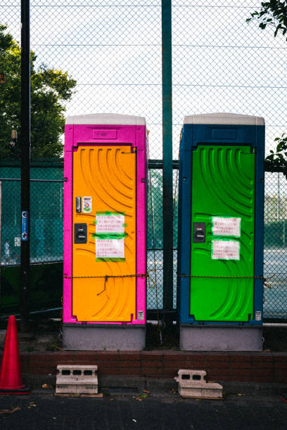 Best Portable restroom trailer rental  in Roselle, NJ
